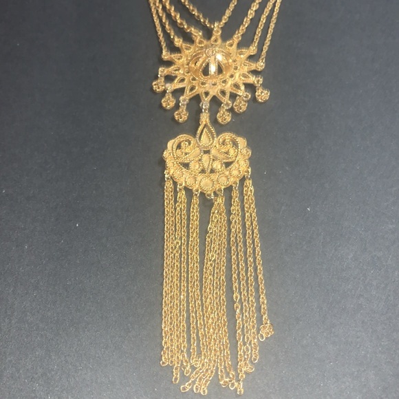 Stunning… Gold Art Nouveau Large 40 inch necklace - Picture 7 of 13